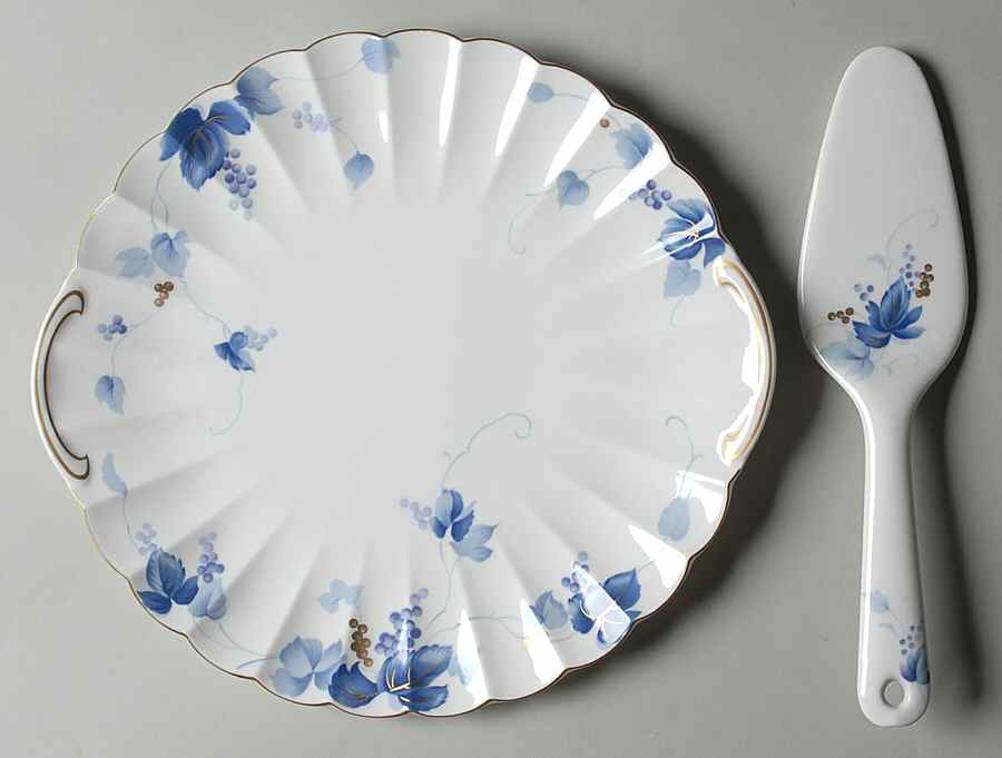Raceme Cake Plate and Server (Boxed Set) by Nikko-1