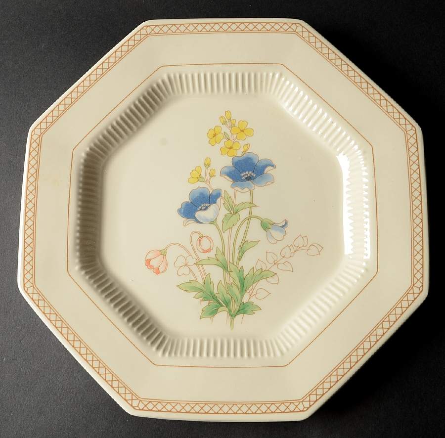 Spring Bouquet Dinner Plate by Nikko-1