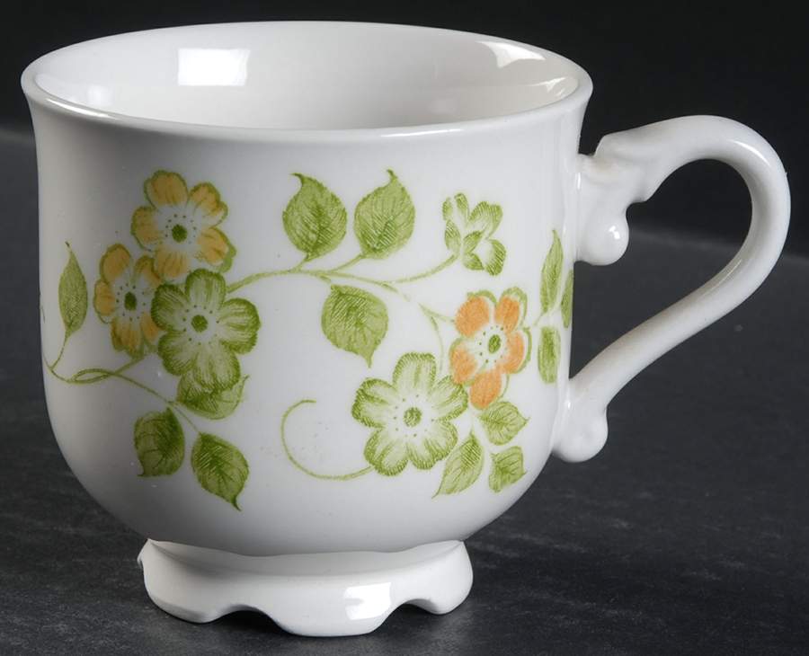 Spring Footed Cup by Nikko-1