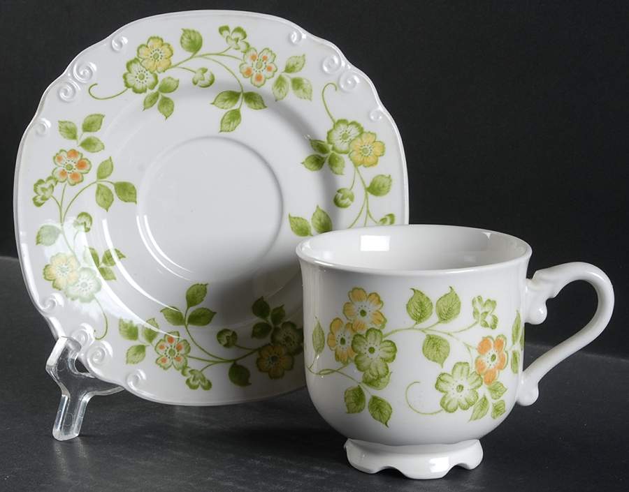 Spring Footed Cup & Saucer Set by Nikko-1