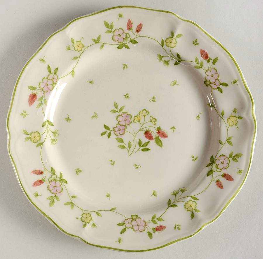 Strawberry Patch Salad Plate by Nikko-1