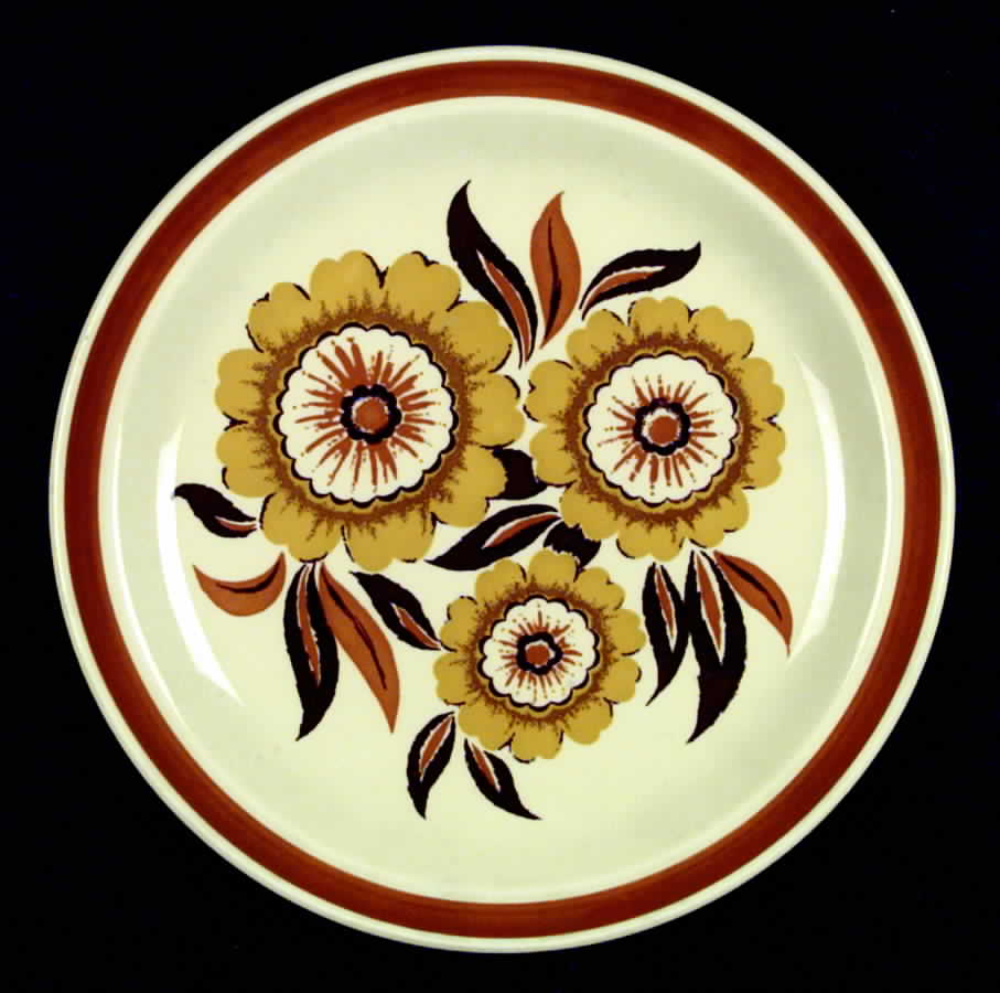 Sun Blossoms Dinner Plate by Nikko-1