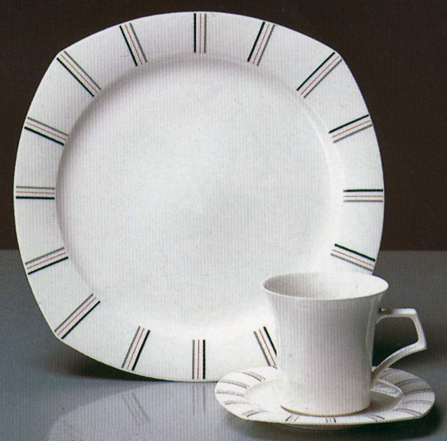 Symmetry Dinner Plate by Nikko-1