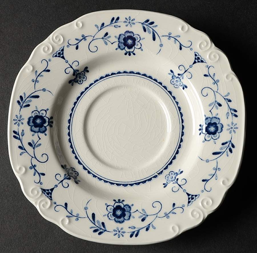 Victorian Saucer by Nikko-1