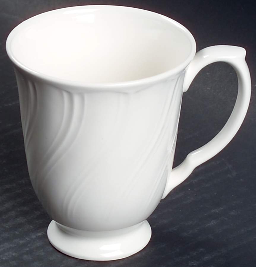 White Satin Footed Mug by Nikko-1