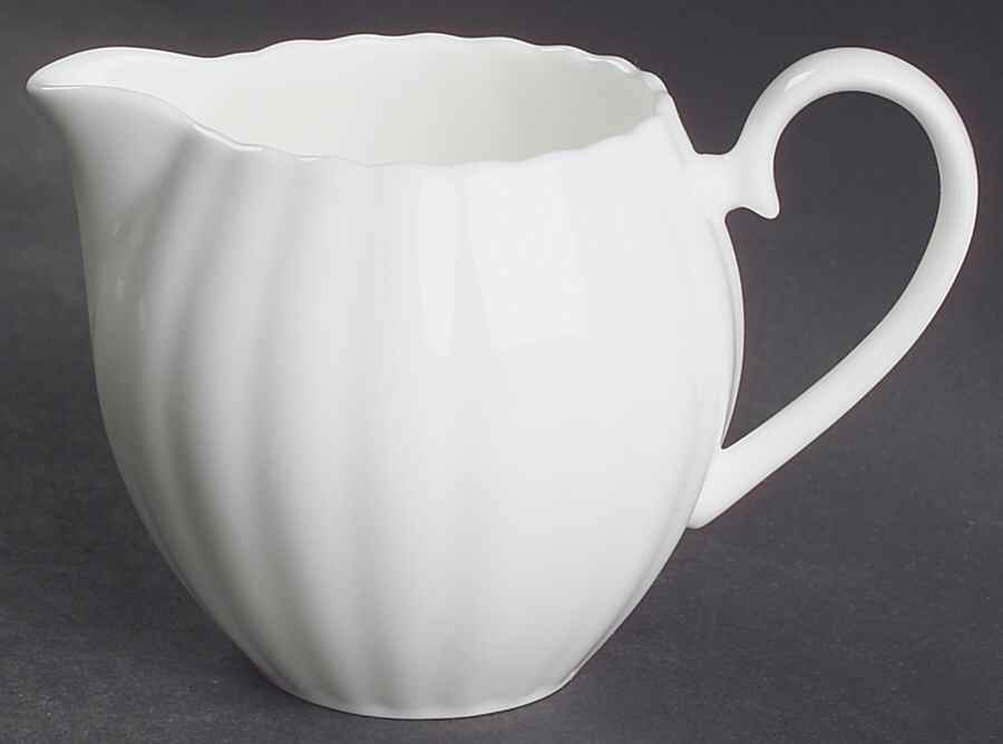 White Tie Creamer by Nikko-1
