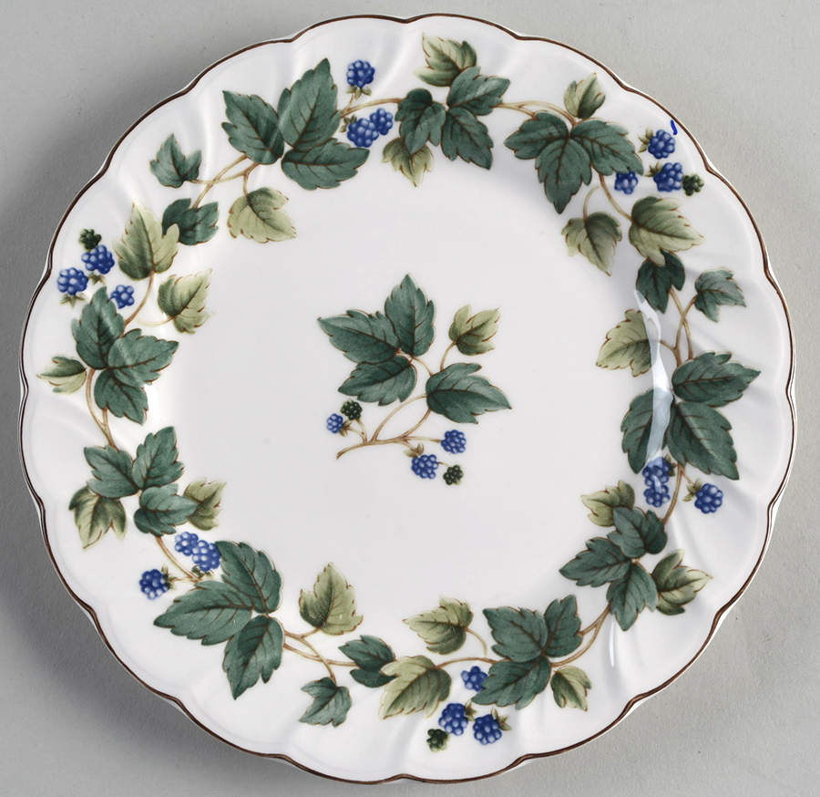 Wild Berry Salad Plate by Nikko-1