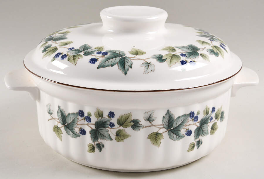 Wild Berry 2.5 Qt Round Covered Casserole by Nikko-1