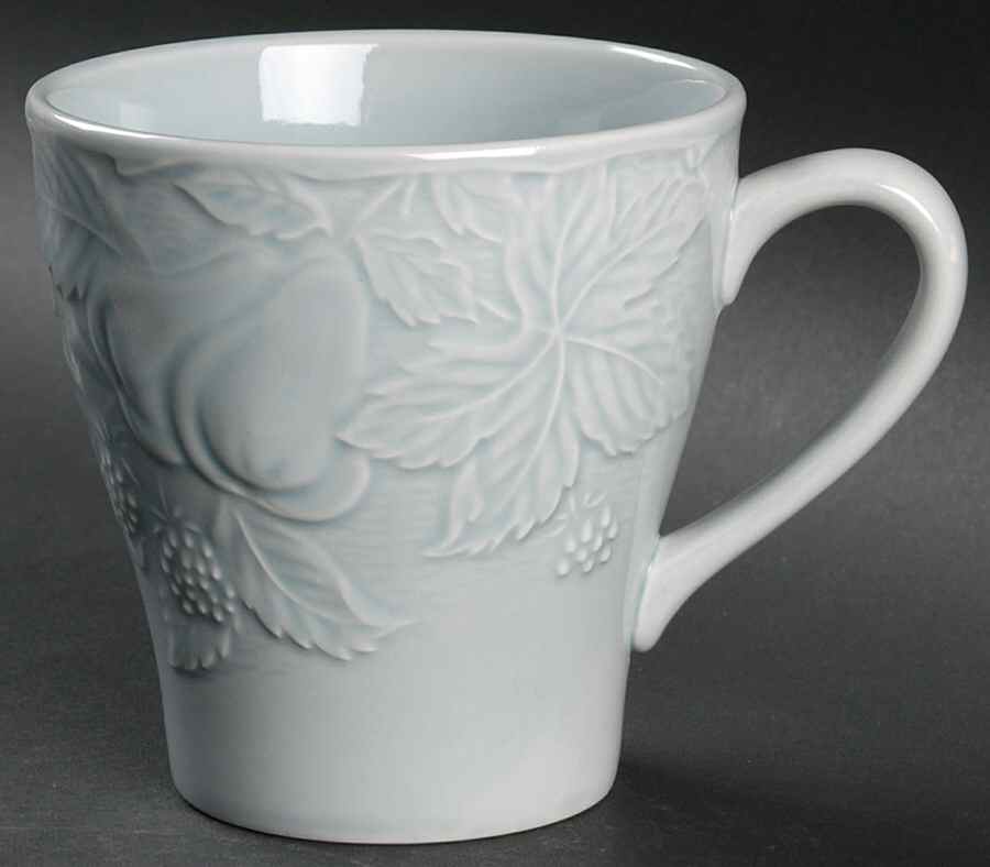 Woodbury Blue Mug by Nikko-1