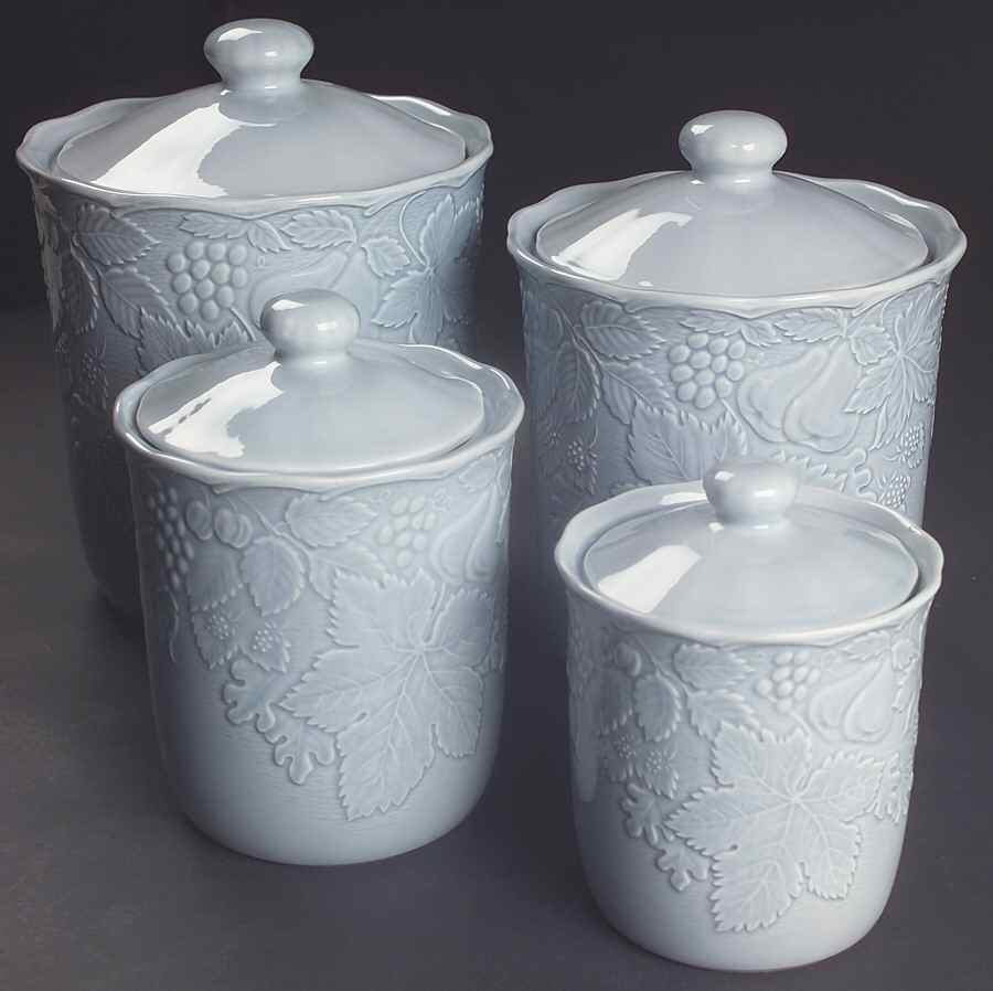 Woodbury Blue (4 Piece) Canister Set (Box Set) by Nikko-1
