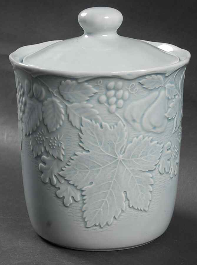 Woodbury Blue Small Canister & Lid by Nikko-1
