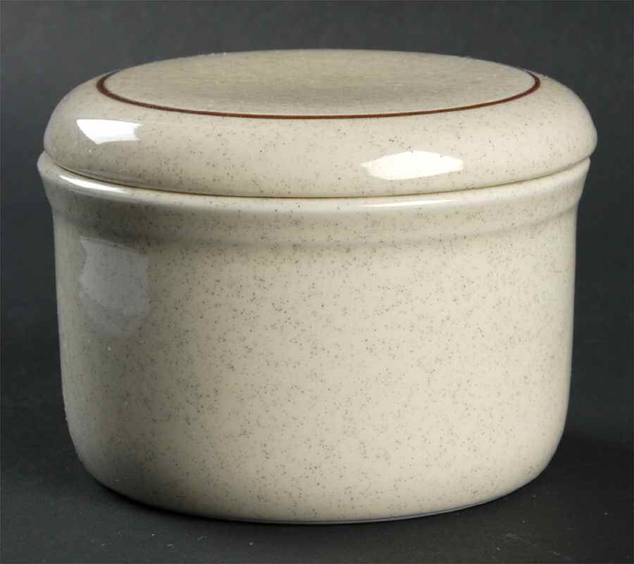 Woodrush Sugar Bowl & Lid by Nikko-1
