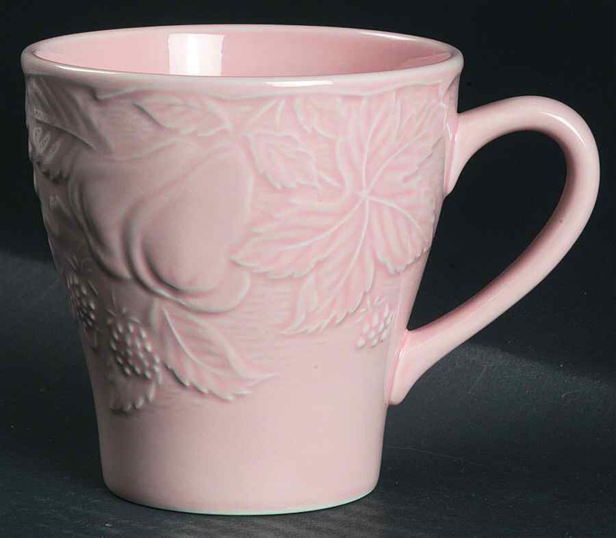 Woodbury Peach Mug by Nikko-1