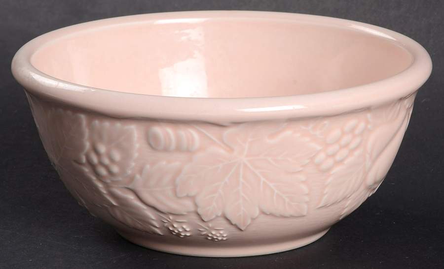 Woodbury Peach 5" Mixing Bowl by Nikko-1