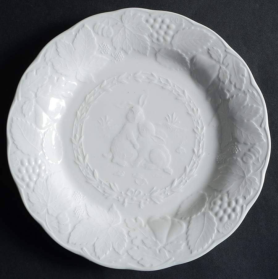 Woodbury White Accent Luncheon Plate by Nikko-1