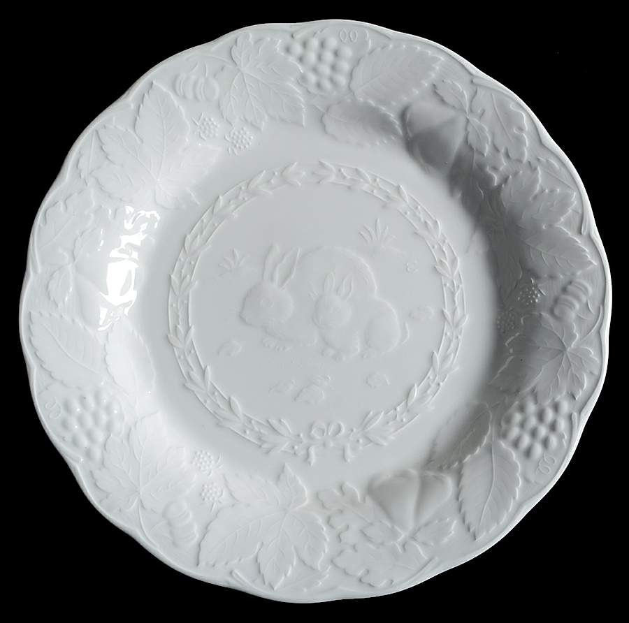 Woodbury White Accent Luncheon Plate by Nikko-1