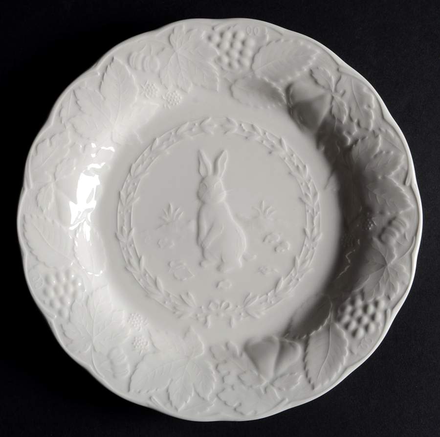 Woodbury White Accent Luncheon Plate by Nikko-1