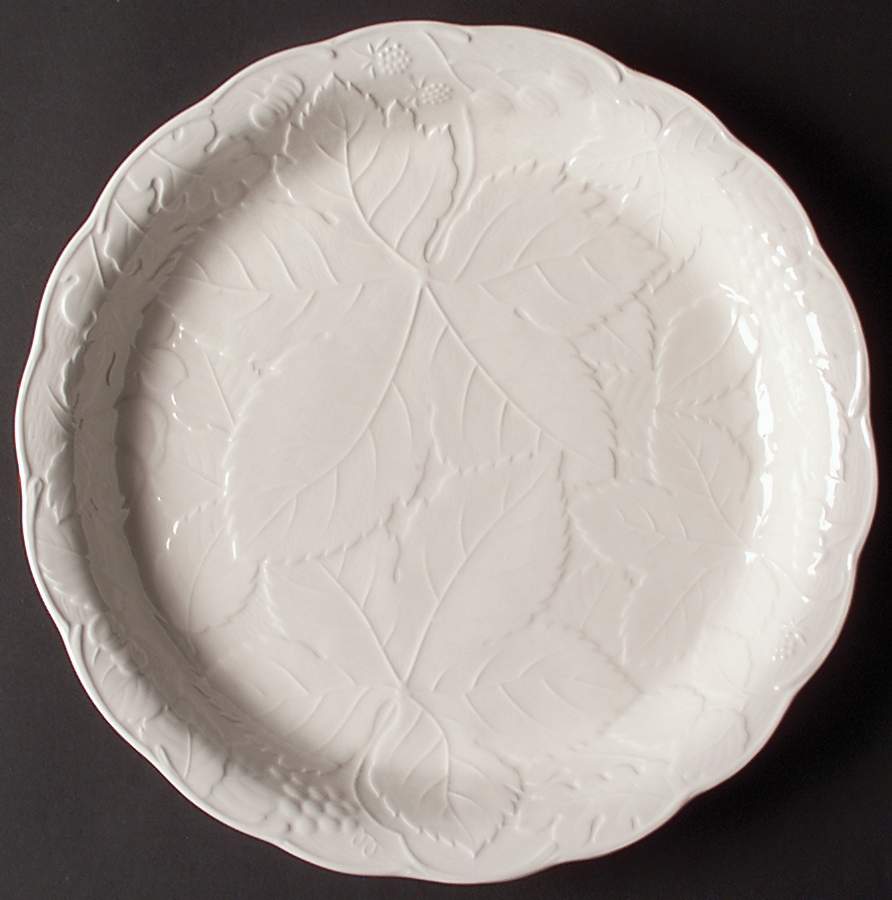 Woodbury White Pie Serving Plate by Nikko-1
