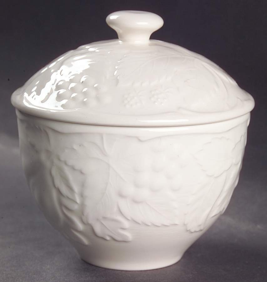 Woodbury White Sugar Bowl & Lid by Nikko-1