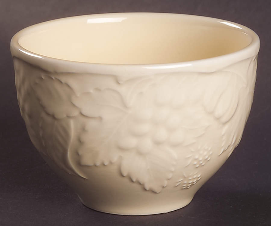 Woodbury Yellow 4" Mixing Bowl by Nikko-1