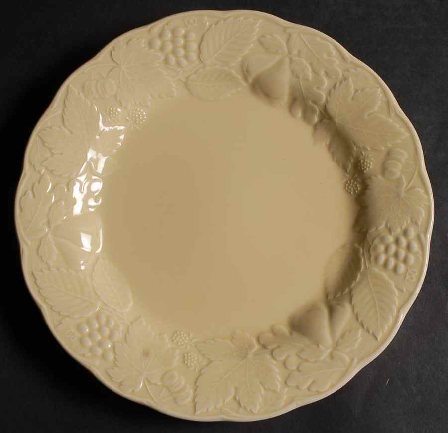 Woodbury Yellow Luncheon Plate by Nikko-1