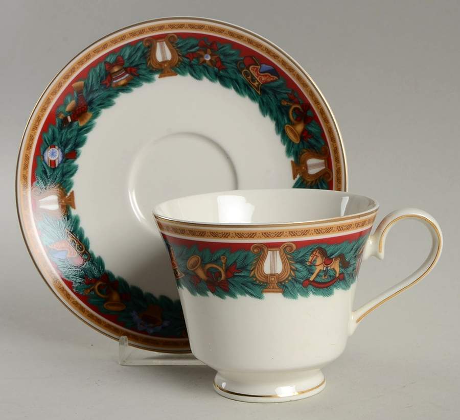 Yuletide Footed Cup & Saucer Set by Nikko-1