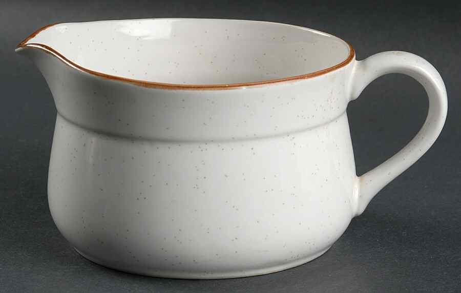 Burnt Sand Gravy Boat by Nitto-1