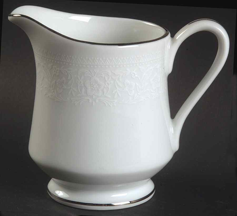 Cluny Lace Mini Creamer by Nitto-1