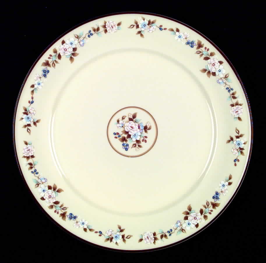 Country Cottage Dinner Plate by Nitto-1