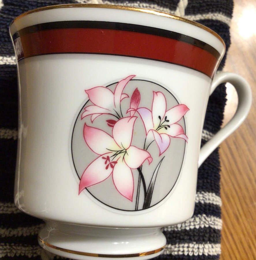 Dynasty Footed Cup by Nitto-1