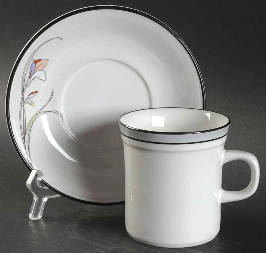Horizon East Flat Cup & Saucer Set by Nitto-1