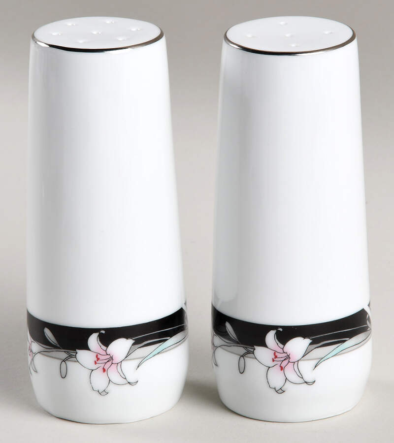 Kabuki Salt & Pepper Set by Nitto-1