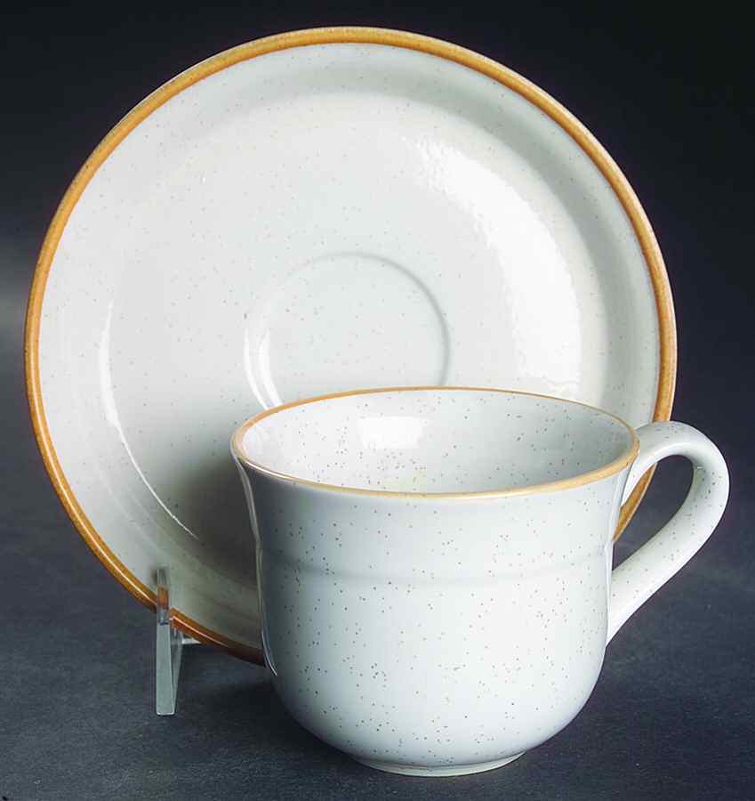 Laurel Flat Cup & Saucer Set by Nitto-1