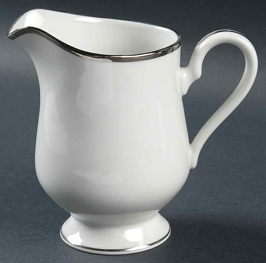 Mayfair Creamer by Nitto-1