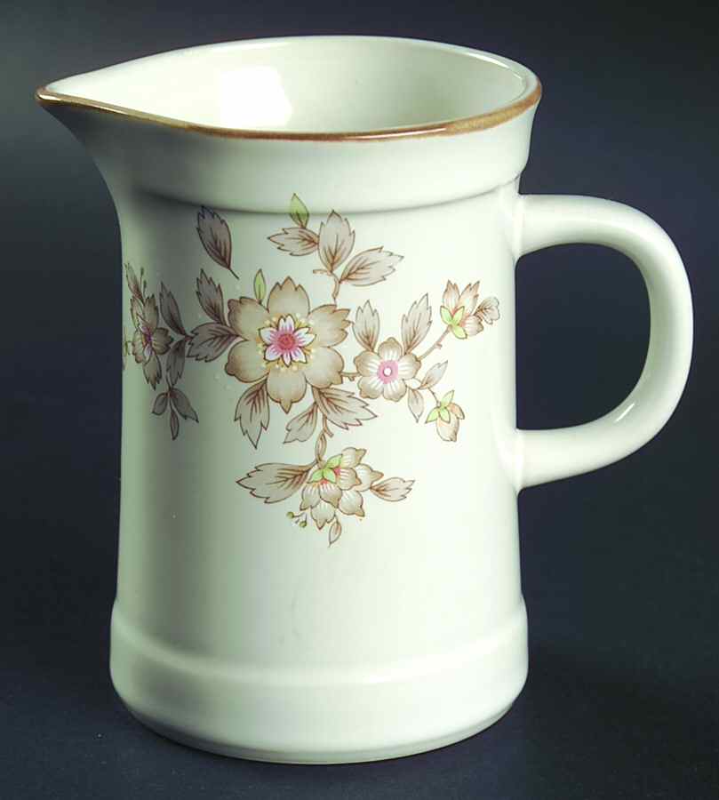 Meadow Flowers Creamer by Nitto-1