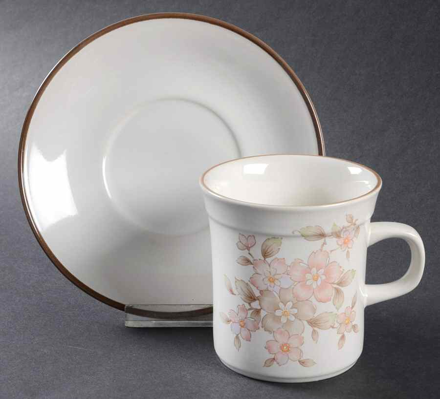 Meadow Flowers Flat Cup & Saucer Set by Nitto-1
