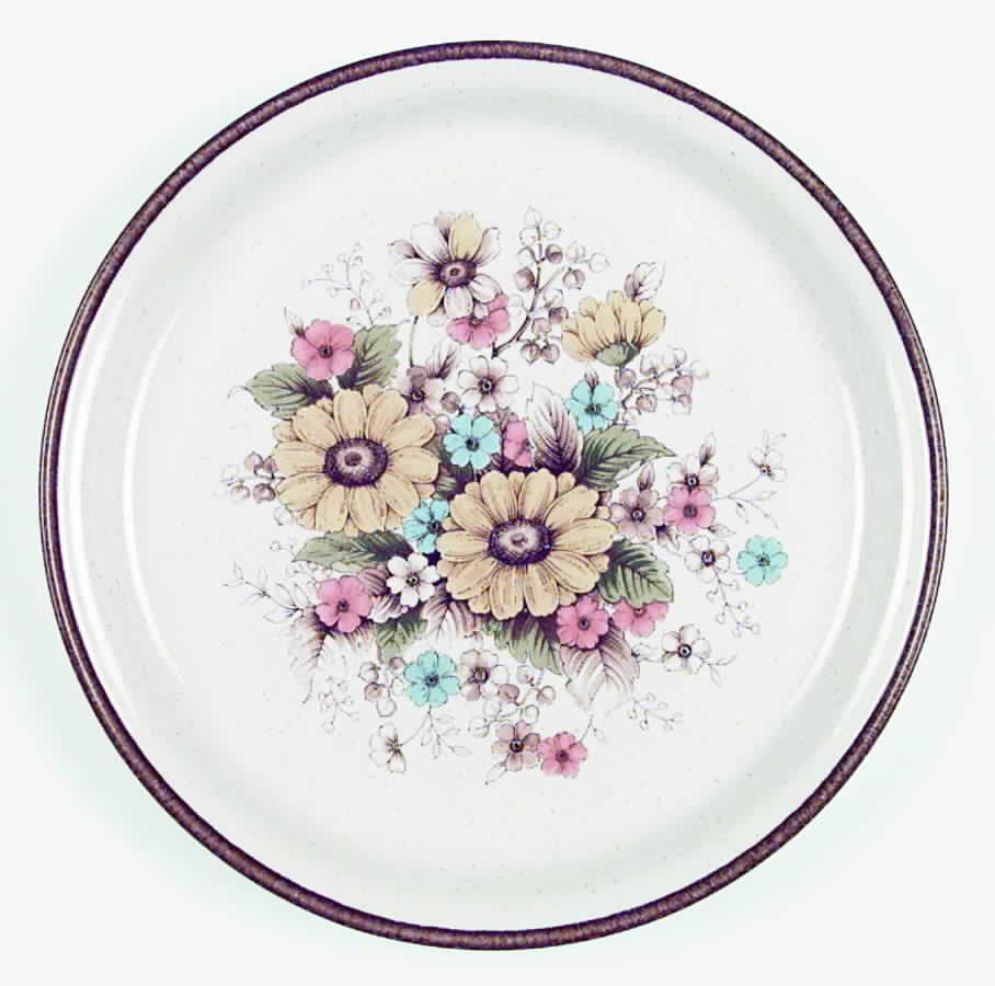 Old Garden Dinner Plate by Nitto-1