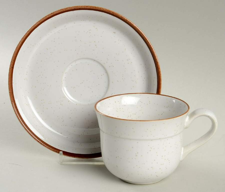 Picadilly Flat Cup & Saucer Set by Nitto-1