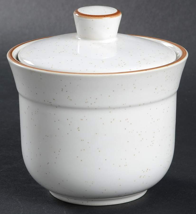 Wintersong Sugar Bowl & Lid by Nitto-1