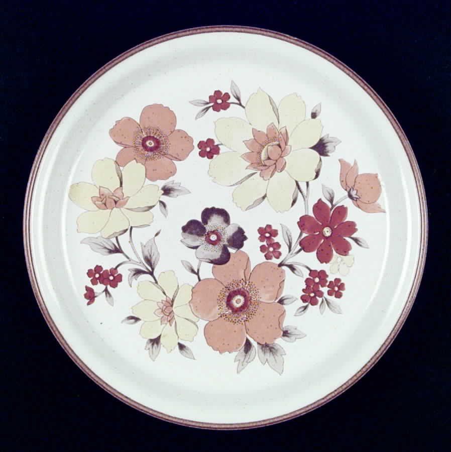 Woodsong Dinner Plate by Nitto-1