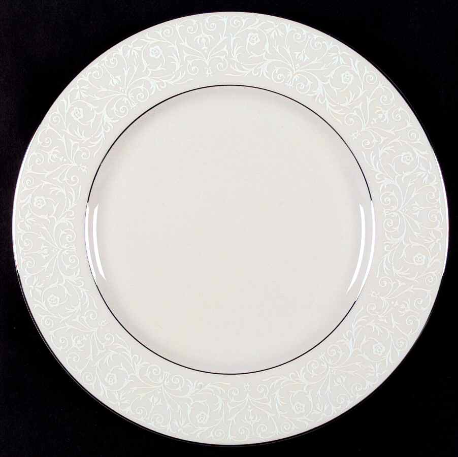 Queens Bouquet Dinner Plate by Nobility-1