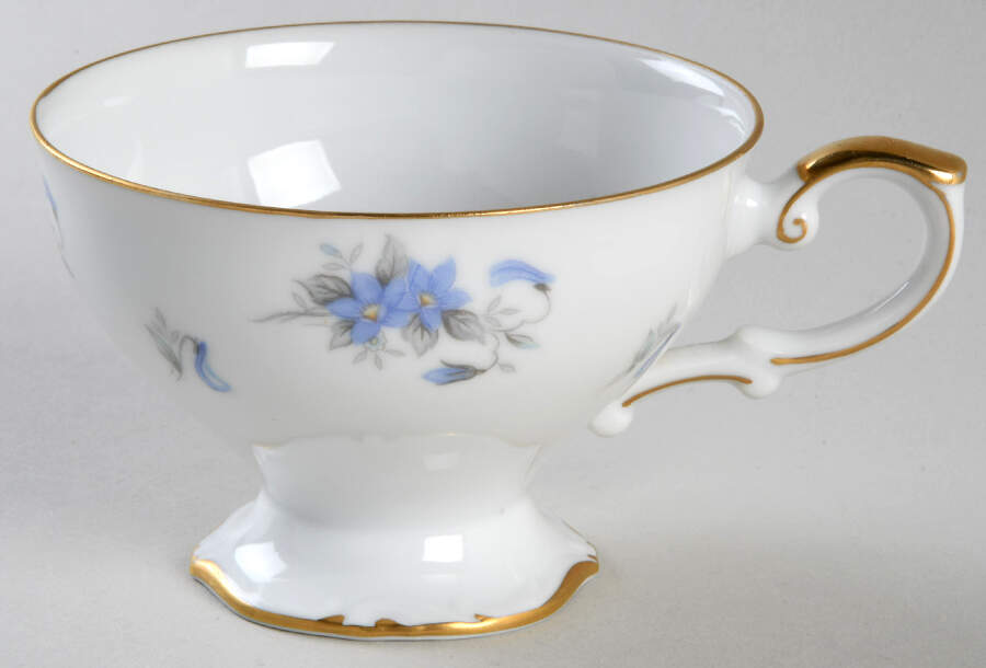 Violetta Footed Cup by Normandy-1