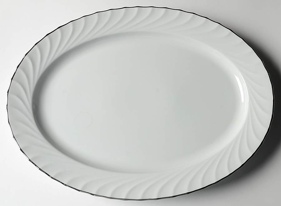 Estate 16" Oval Serving Platter by Norleans-1