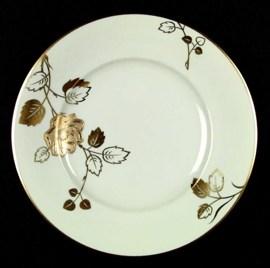 Goldrose Dinner Plate by Meito-1