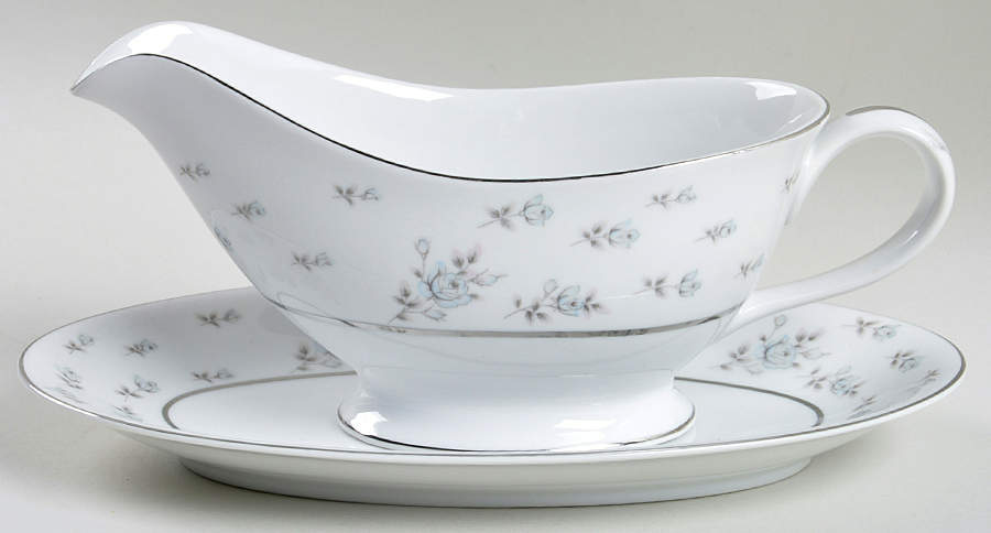 Lorient Gravy Boat & Underplate by Norleans-1