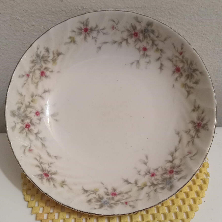 Nottingham Dinner Plate by Norleans-1
