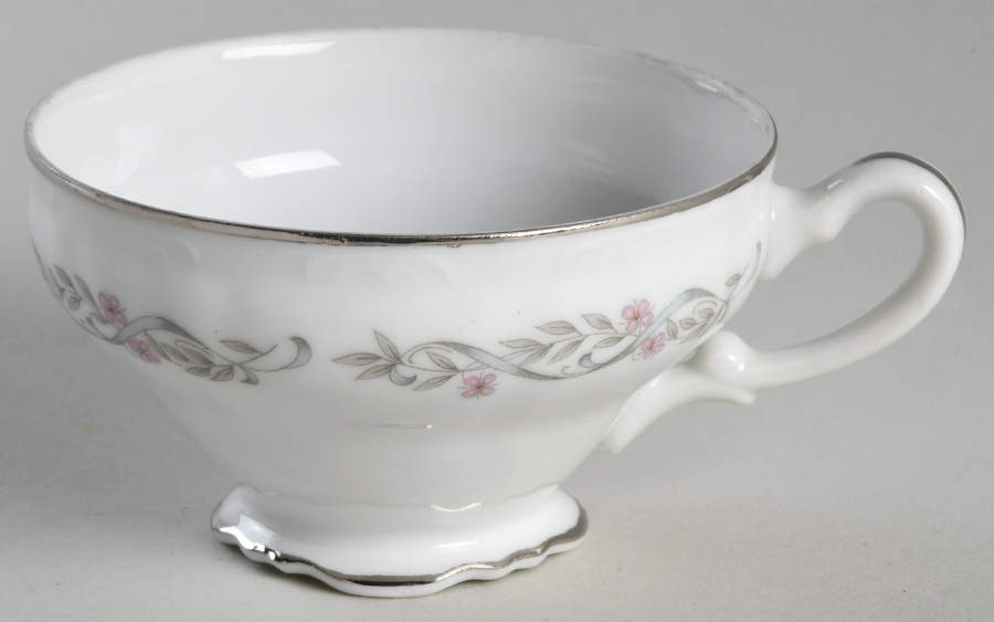 Romanesque Footed Cup by Norleans-1