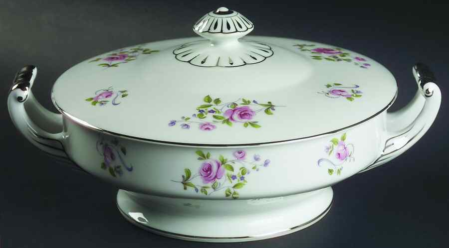 Chelsea Rose Round Covered Vegetable by Norcrest-1