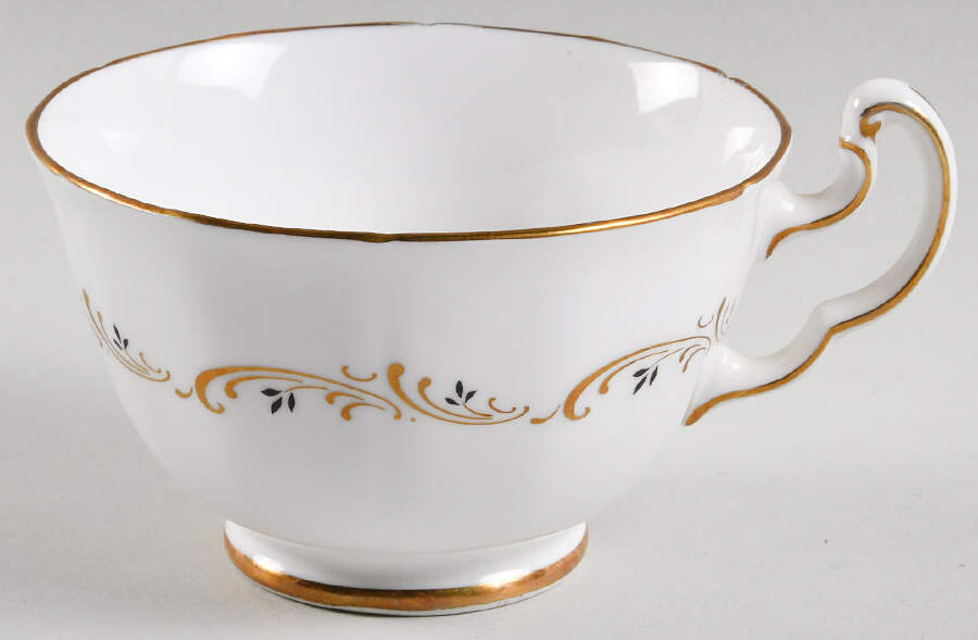 Lake Louise Footed Cup by Northumbria-1