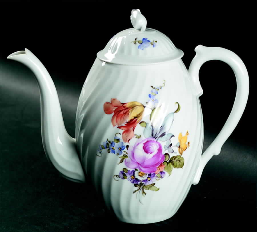 1012 Coffee Pot & Lid by Nymphenburg-1